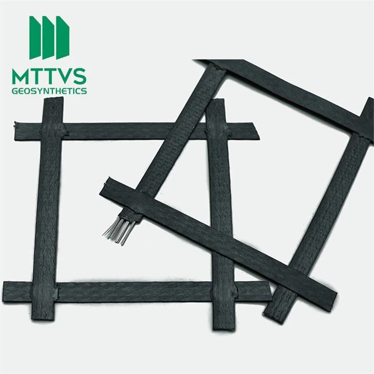 High-strength composite steel-plastic geogrid